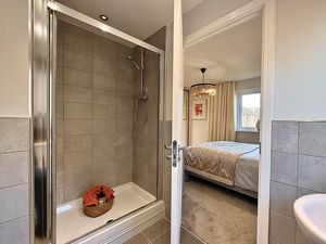 Photo 24- click for photo gallery